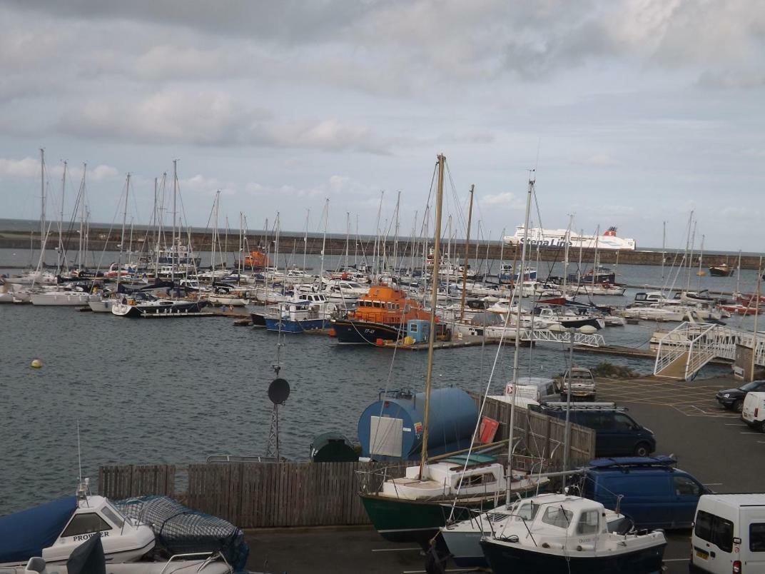 Ferienwohnung Ynys Lawd, Holyhead Marina Exterior foto